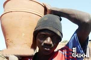 تقرير ثقافى : صناعة الفخار فى السودان تواصل صمودها وتحتفظ بروادها ومستخدميها
