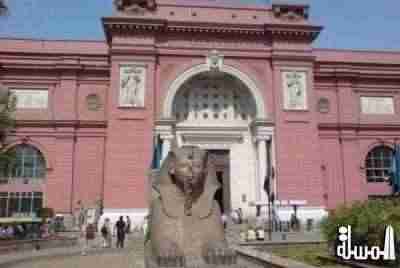 استعادة 4 تماثيل مسروقة من المتحف المصرى