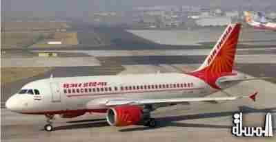 الخطوط الهندية تلغي 165 رحلة طيران لاستمرار إضراب الطيارين