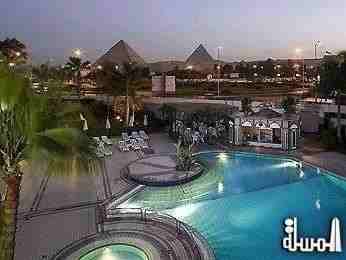 سياحة مصر تسجل 35 % تراجعاً فى أعداد السائحين فى شهر ابريل