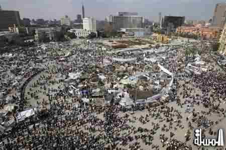 معتصمو التحرير يواصلون غلق المجمع ويهددون بغلق المترو وماسبيرو