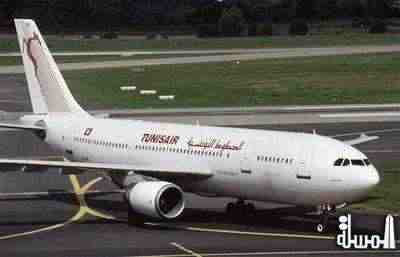الخطوط التونسية تعلق رحلاتها الجوية إلى طرابلس