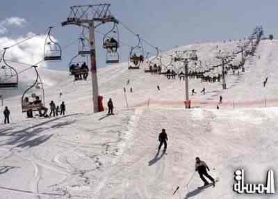 سياحة لبنان تعلن بدء موسم التزلج بالجبال اللبنانية