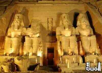سياحة مصر تكبد الموازنة خسارة مليار دولار