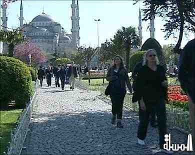 السياحة تعيد الأتراك إلى الحضن العربي