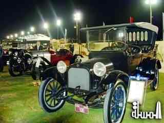 متحف الشارقة للسيارات القديمة يشارك في معرض كونكورز دي اليجانس في الكويت