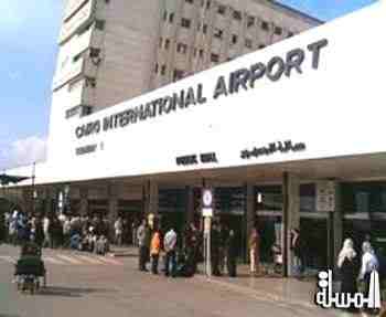 انتظام حركة الطيران بالمطارات المصرية رغم سوء الأحوال الجوية
