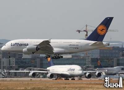 High fuel costs and air traffic tax burden Lufthansa result for 2011