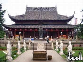أثار بكين تخرج مطعماً من معبد تاريخي خشية الحريق