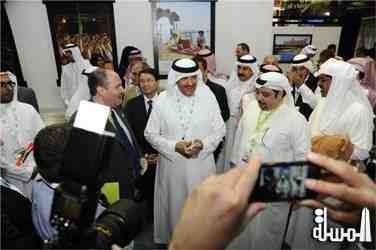الأمير سلطان يزور جناح طيران ناس في ملتقى سوق السفر العربي ٢٠١٢