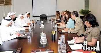 بحث تدعيم العلاقات السياحية بين دبي ولبنان