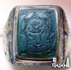 اكتشاف خاتم حجري أثرى بموقع تنقيب بشيميش فى اسرائيل