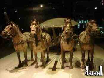 موقع التماثيل الصلصالية للجنود والخيول الصينية يستقبل لأول مرة 110 آلاف زائر خلال يوم واحد