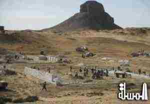 لجنة الآثار تقرر إزالة تعديات الأهالى على آثار دهشور