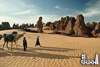الجزائر تطلق برنامج لتطوير السياحة الصحراوية لفائدة الشباب