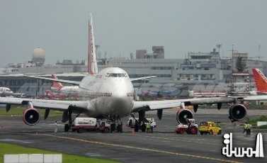 الهند تهدد خطوط الطيران الخارجية بعدم الوصول لوجهاتها مالم تتيح مطارات مقابلة للطيران الهندى