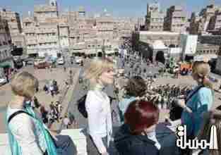 سياحة اليمن تؤكد فى تقرير لها ارتفاع عدد السياح والعائدات خلال 2012