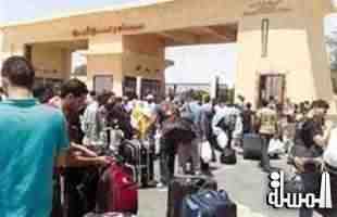 مصر تغلق معبر رفح بسبب هجمات لمجهولين بشمال سيناء فجر اليوم