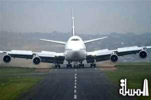 وزير الطيران يبحث تسهيل معوقات تشغيل شركات الطيران بين مصر وليبيا