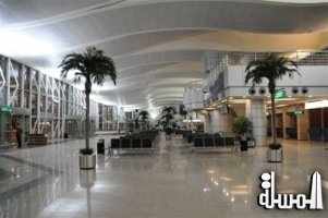 مطار القاهرة يشدد الاجراءات الامنية بالداخل والخارج للاحتفال بذكرى أكتوبر