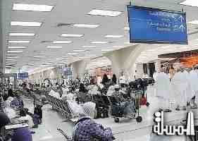 مطار الملك عبد العزيز يستقبل 3756 رحلة طيران على متنها 800 ألف حاج من الخارج