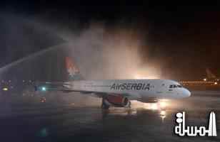 مطارات أبوظبي تستقبل أولى رحلات شركة الطيران الصربية 
