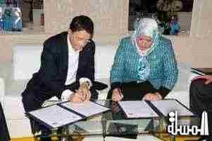 إكرام باش توقع اتفاقية تعاون مع منظمة السياحة العالمية بلندن