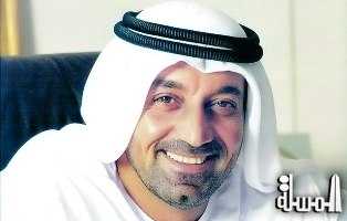 أحمد بن سعيد يتسلم جائزة مطارات دبي كأفضل مؤسسة للعمل لعام 2013