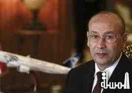 وزير الطيران يناقش خطط تأمين المطارات المصرية فى اجتماع طارئ