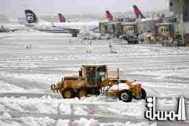 الثلوج تتسبب فى تأخير رحلات الطيران فى مطارات امريكية