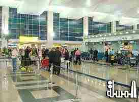 مطار القاهرة يشدد الاجراءات الامنية بالداخل والخارج