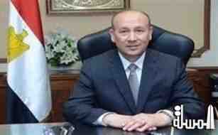 وزير الطيران المصرى يبحث حل أزمة الطيارين 