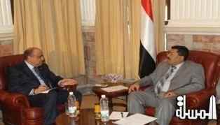 وزير الثقافة اليمنى يناقش مع السفير المصري التعاون في ترميم المومياء ومكافحة تهريب الآثار