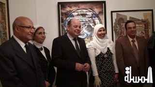 وزير الثقافة المصرى يفتتح الدورة التأسيسية الأولي لفنون النسجيات بقصر الفنون