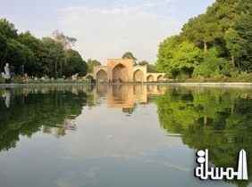 ديلي تلجراف: إيران ستكون بين أفضل 20 وجهة سياحية بالعالم خلال 2014