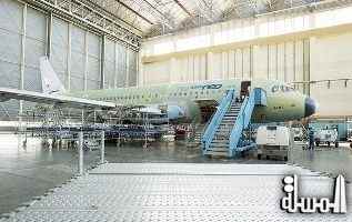 بوينج : بيع أعداد كافية من طائرات «777 - 300 إي. آر» حتى 2017