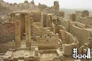وزير ثقافة اليمن يناشد الاطراف المسلحة بعدم مساس المعالم الأثرية بمدينة براقش