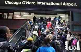 إلغاء 2000 رحلة طيران فى شيكاغو بسبب موظف حاول الانتحار