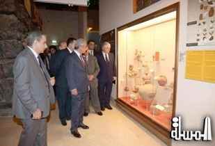 رئيس جمهورية ارمينيا يبدي إعجابه بمتحف الأردن
