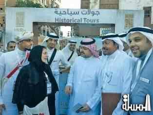 شبان جدة وشاباتها متطوعون للإرشاد السياحي في مدينتهم