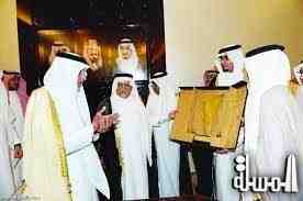 أمير مكة المكرمة يطلع على مشروعات «الطائف للاستثمار والسياحة»