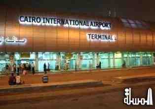 مطار القاهرة يستقبل رمضان بالزينة