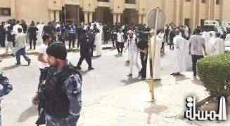 ارتفاع عدد ضحايا انفجار مسجد الصادق في الكويت إلى 20 قتيلاً و50 جريح