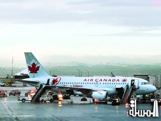 إضراب «الوقود» يؤدى إلى إلغاء أكثر من 200 رحلة بمطار تورونتو