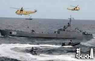 الهليكوبتر والقوات البحرية الخاصة تؤمن عبور سفن قناة السويس الجديدة