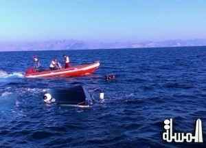 إنقاذ 27 سائحًا فرنسيًا من الغرق بالبحر الأحمر