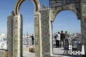 سياحة تونس استقبلت 725 ألف جزائري