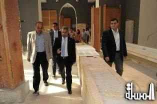 وزير الآثار المصرى يتفقد اخر أعمال الصيانة الجارية بمتحف الفن الاسلامي