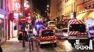 ارتفاع ضحايا هجمات باريس إلى 40 قتيلا.. وانباء عن احتجاز رهائن بقاعة باتاكلان للمؤتمرات