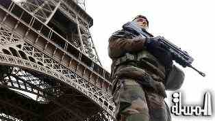 الخطر يخيم على سياحة باريس بعد الهجمات الإرهابية